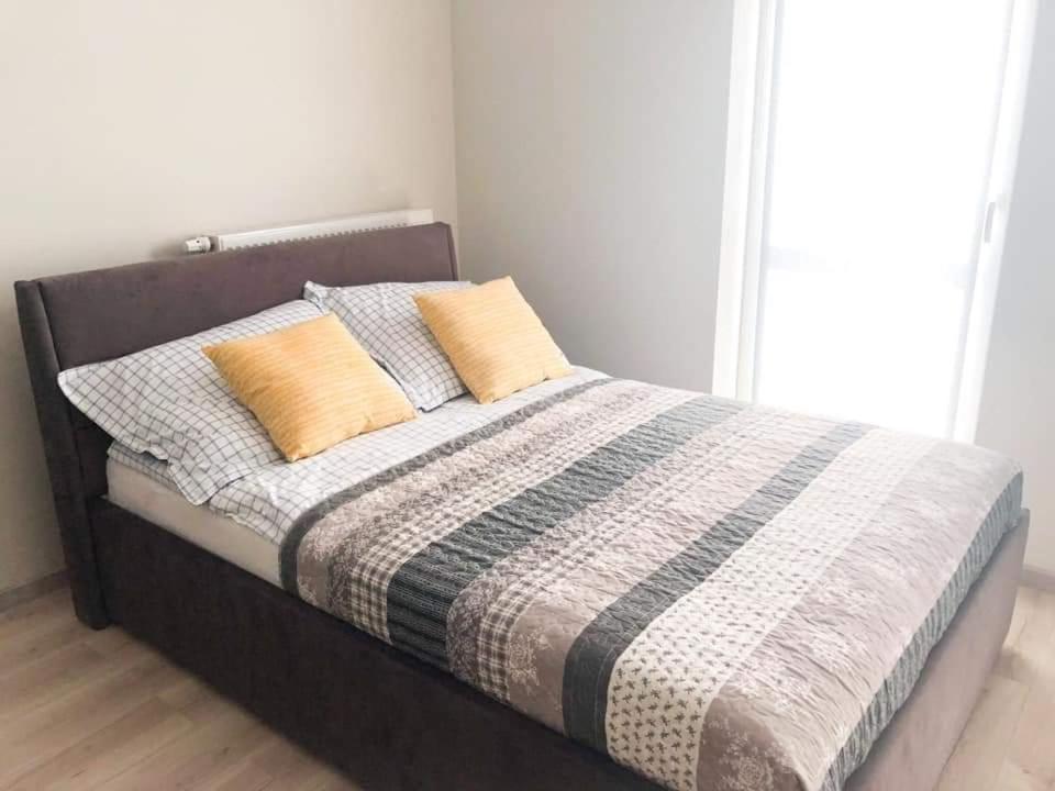 Apartament Konin Prestigeアパートメント エクステリア 写真